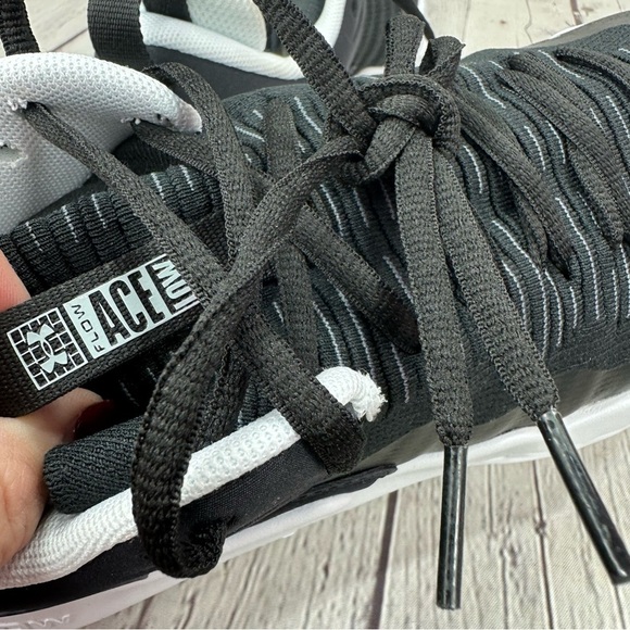 NIB UA W flow ace low top sneaker volleyball court black white womens - Picture 7 of 9